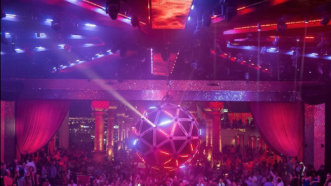 drais Beachclub nightclub dancefloor